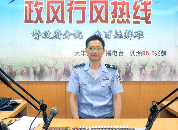 区农业机械安全监理所所长韦升