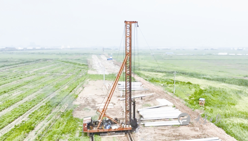 大丰港铁路支线建设快马加鞭